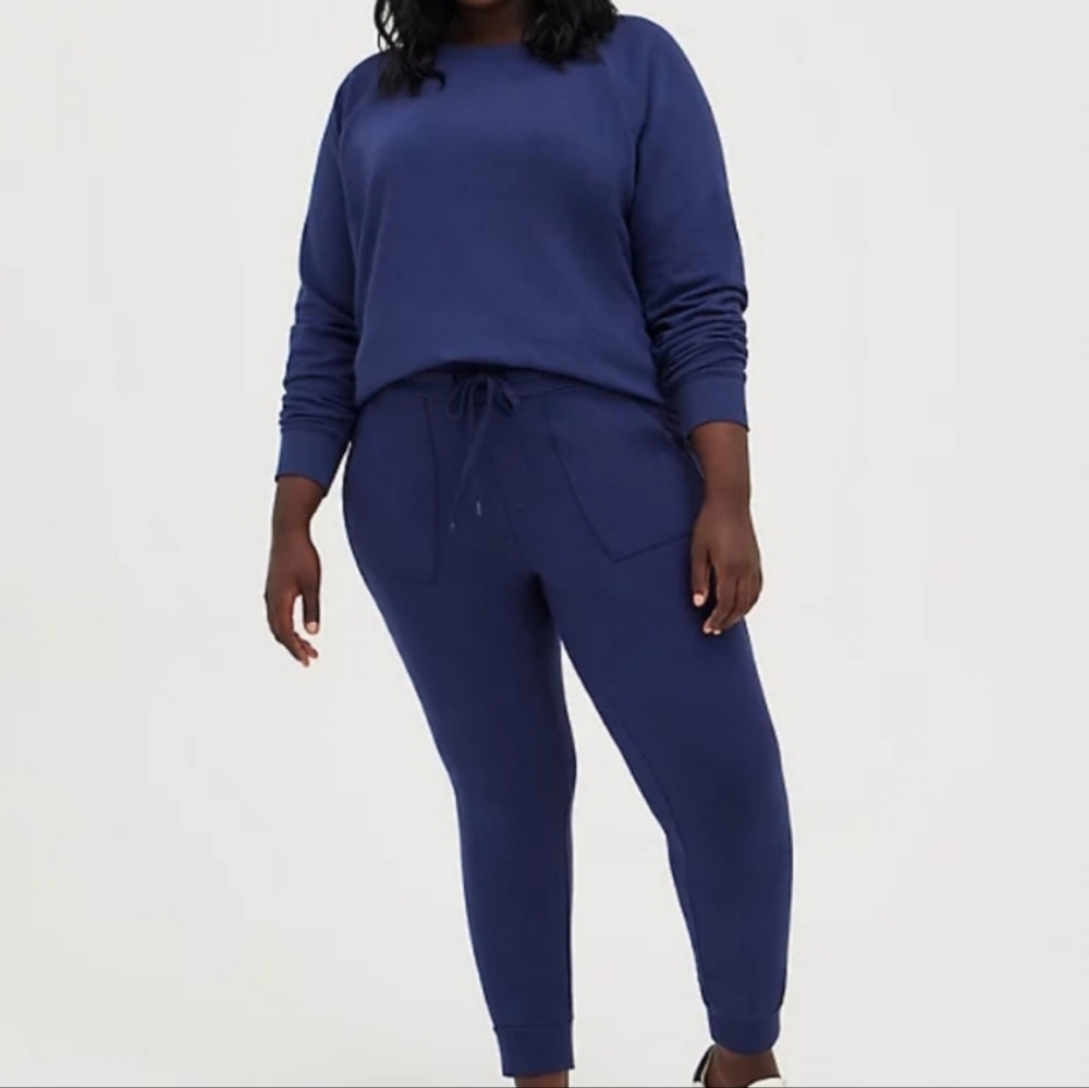 Torrid Classic Fit Ultra Soft Fleece Jogger